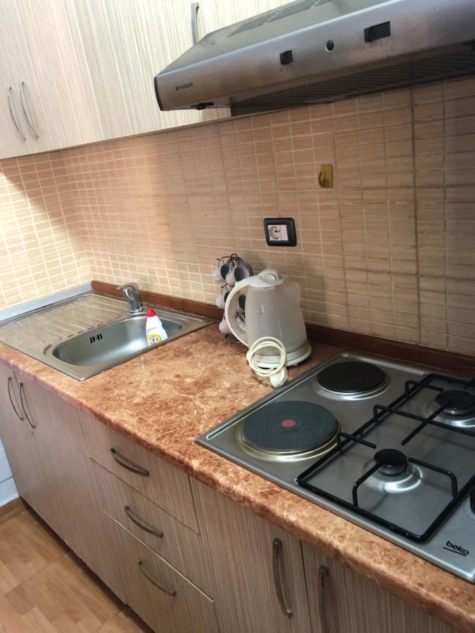 Gazi'S Apartament For Rent Golem  Bagian luar foto