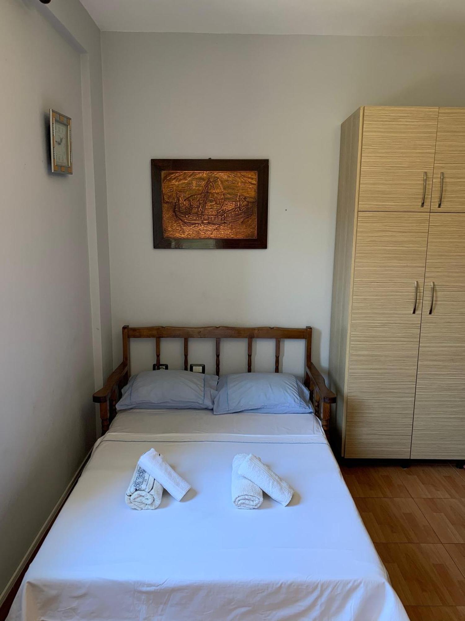 Gazi'S Apartament For Rent Golem  Bagian luar foto